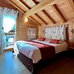 Logis Hotel, Chalets Et Restaurant Les Chatelmines La Bresse