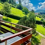 Logis Hotel, Et Restaurant Les Chatelmines 3*