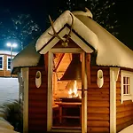 Logis Hotel, Chalets Et Restaurant Les Chatelmines