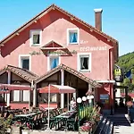 酒店 Logis Hotel, Et Restaurant Les Chatelmines