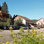 Logis Hotel, Et Restaurant Les Chatelmines 酒店 3*