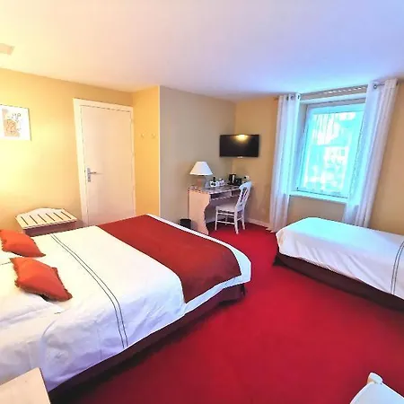 Logis Hotel, Et Restaurant Les Chatelmines