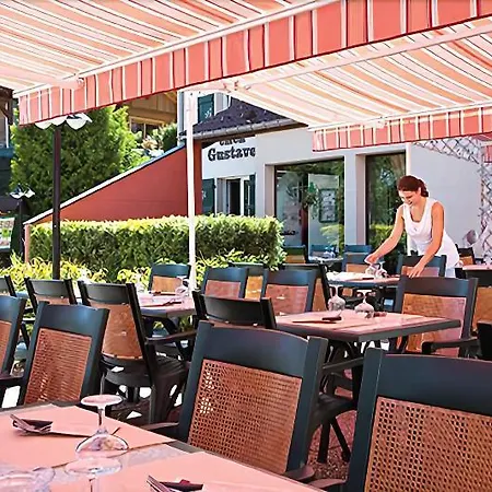 Logis Hotel, Et Restaurant Les Chatelmines 3* 拉布雷斯