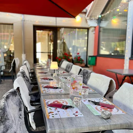 Logis Hotel, Et Restaurant Les Chatelmines 3* Ла-Бресс