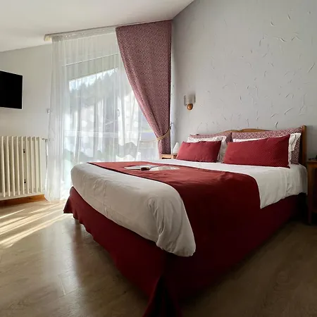 Logis Hotel, Et Restaurant Les Chatelmines 3* Ла-Бресс