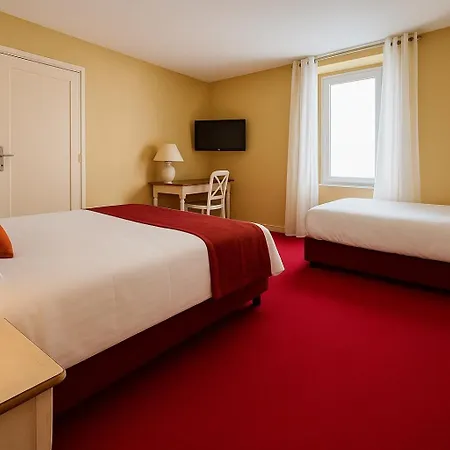 Les Chatelminés Hotel 3*