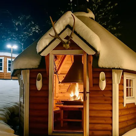 Logis Hotel, Et Restaurant Les Chatelmines