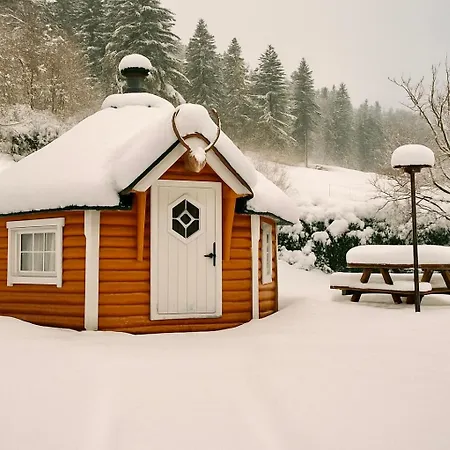 Logis Hotel, Et Restaurant Les Chatelmines Szálloda
