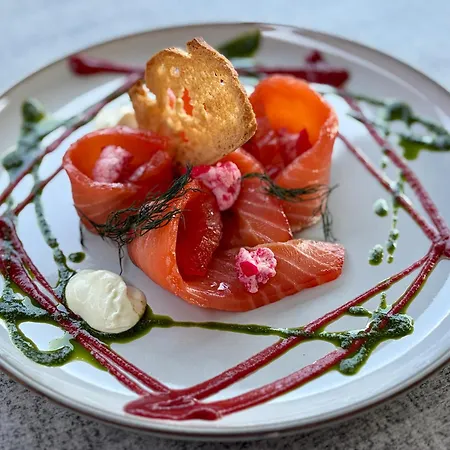 Logis Hotel, Chalets Et Restaurant Les Chatelmines Hotel 3*