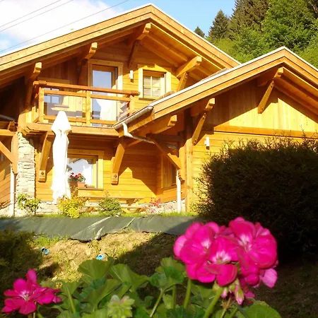 Logis Hotel, Et Restaurant Les Chatelmines 3* 拉布雷斯