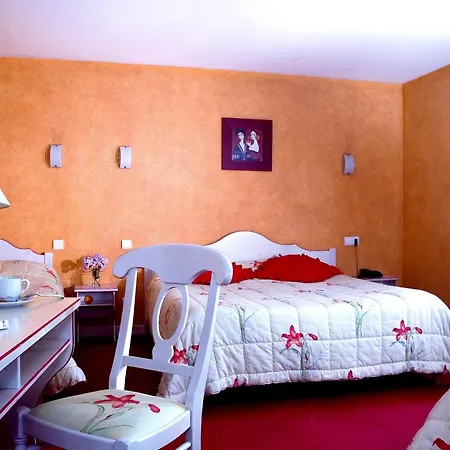 Logis Hotel, Et Restaurant Les Chatelmines 3* 拉布雷斯