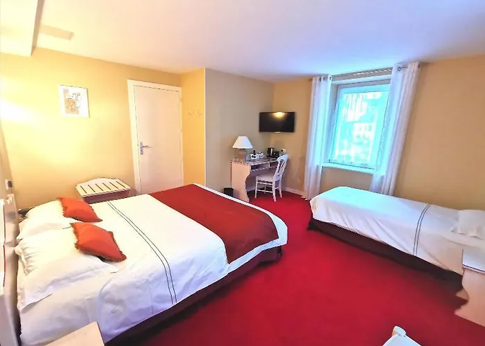 Logis Hotel, Et Restaurant Les Chatelmines