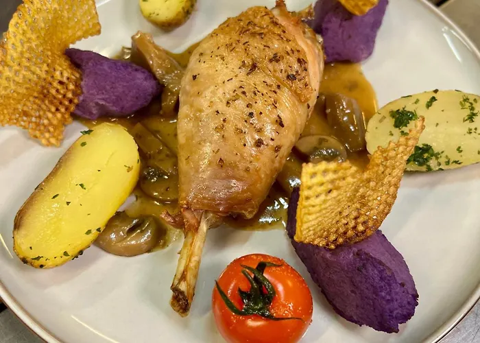 Szálloda Logis Hotel, Et Restaurant Les Chatelmines 3*