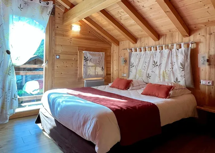 Logis Hotel, Et Restaurant Les Chatelmines La Bresse