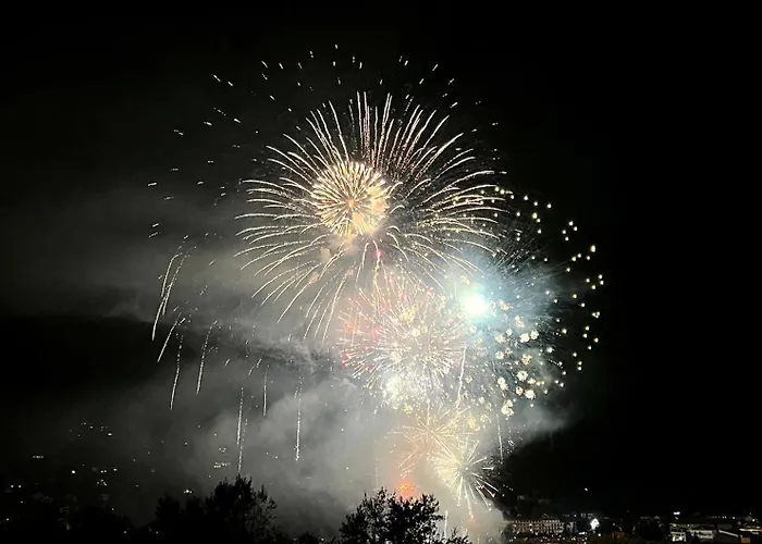 Logis Hotel, Et Restaurant Les Chatelmines 3*