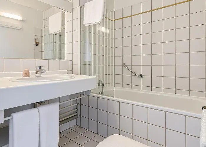 Logis Hotel, Et Restaurant Les Chatelmines Hotel La Bresse