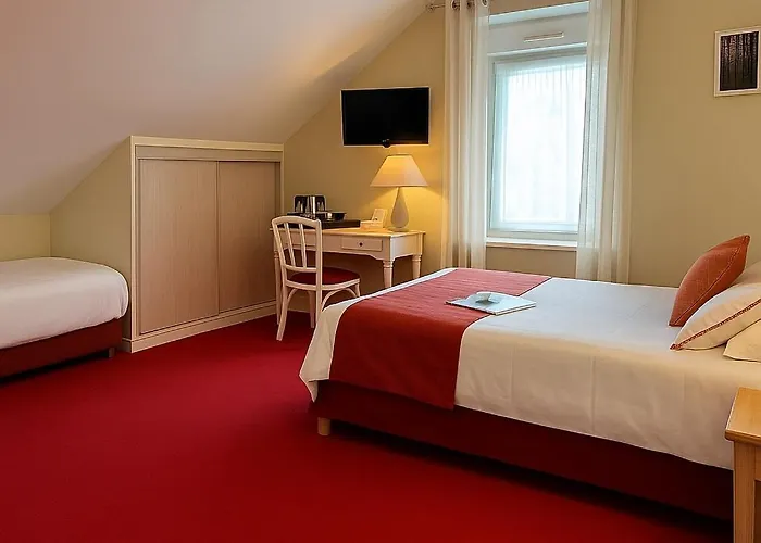 Logis Hotel, Et Restaurant Les Chatelmines La Bresse