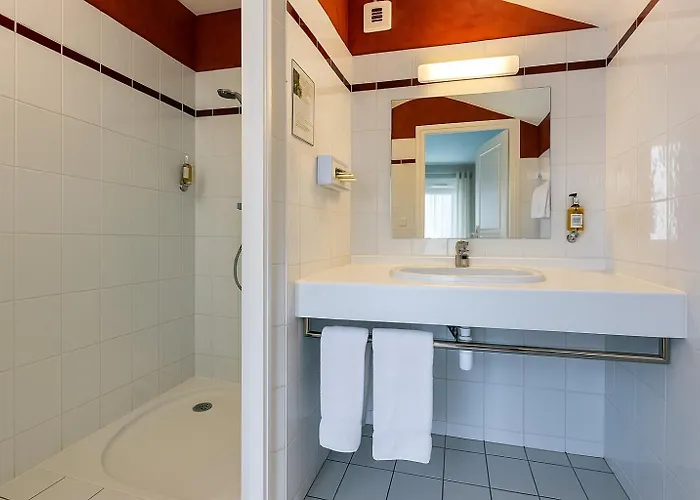 Szálloda Logis Hotel, Et Restaurant Les Chatelmines La Bresse